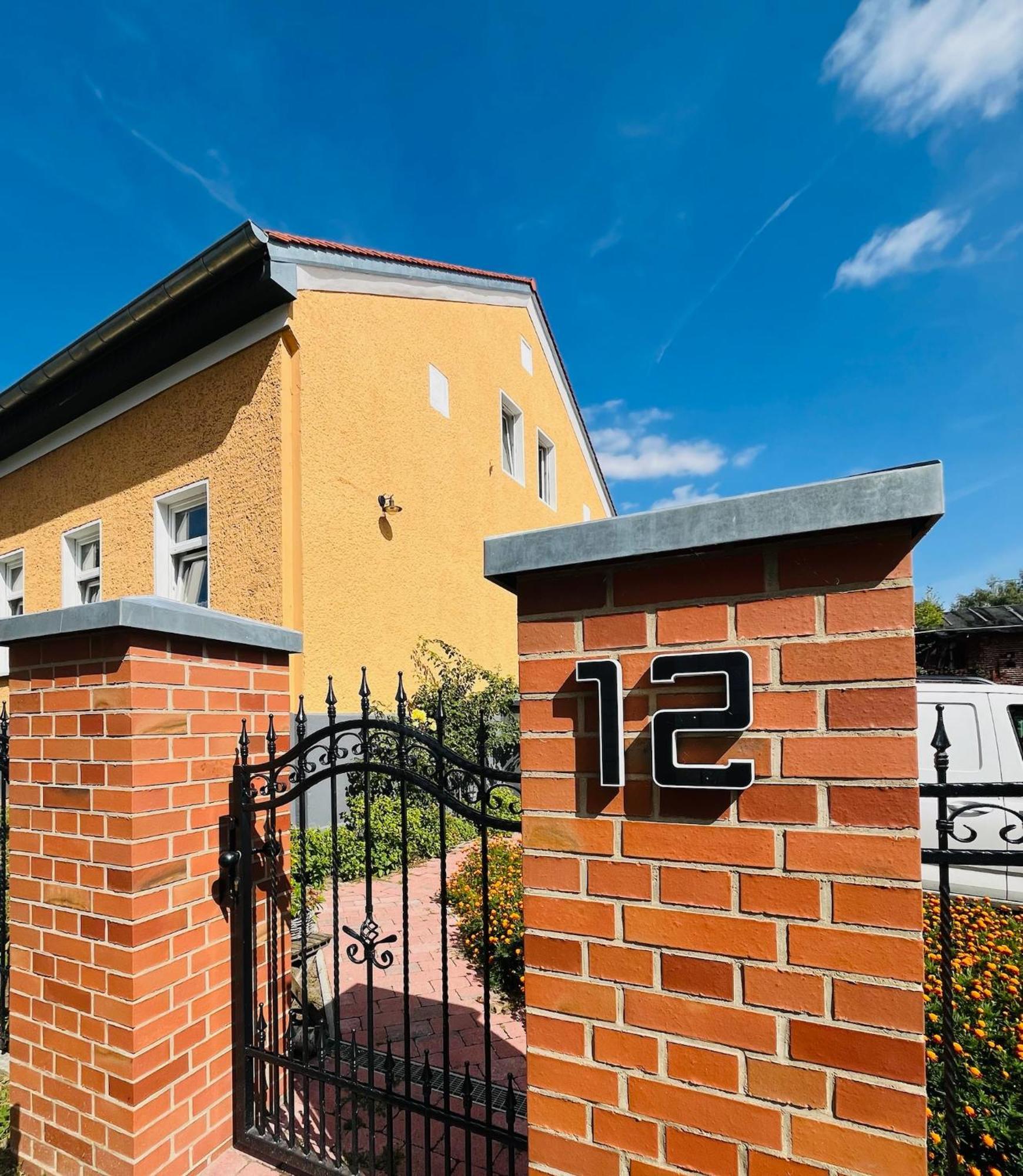 Gutshof Von Gemuenden Ferienwohnung 1 Bernau bei Berlin Exterior photo